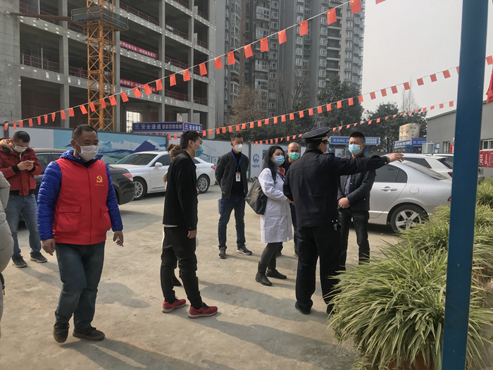 图三：实地察看_副本.jpg