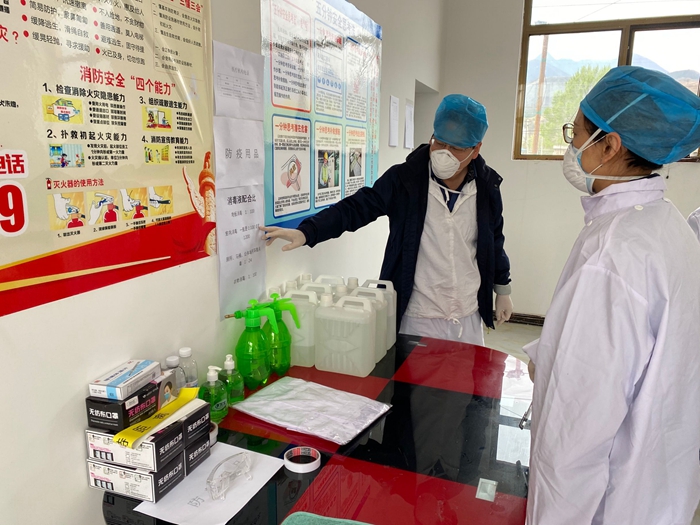 1、北京局疾控所检查作业队驻地疫情防控工作---摄影  黄涛涛_副本.jpg