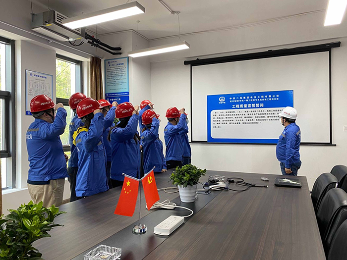 杭州地铁9号线信号项目部：质量周宣誓现场副本.jpg