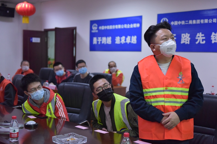 图2：答题现场.JPG