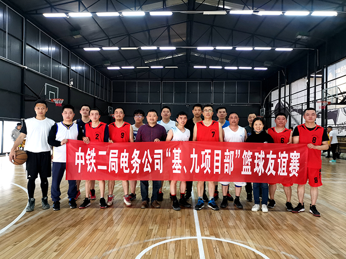 图4：合影留恋副本.jpg
