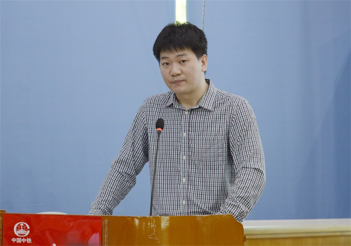 赵涛.jpg