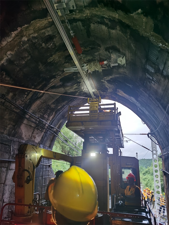 1594727590120325.jpg 整体刚性悬挂.jpg