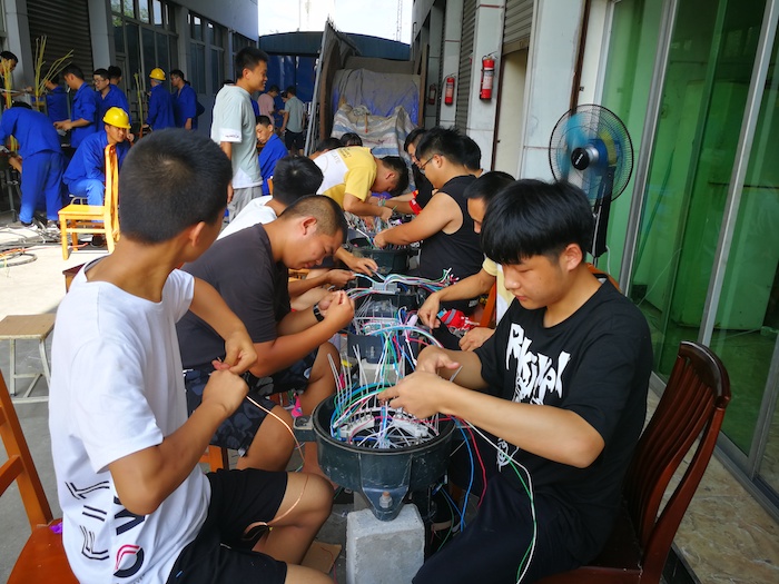 1596456080995970.jpg 图3:通号信号箱配线.jpg