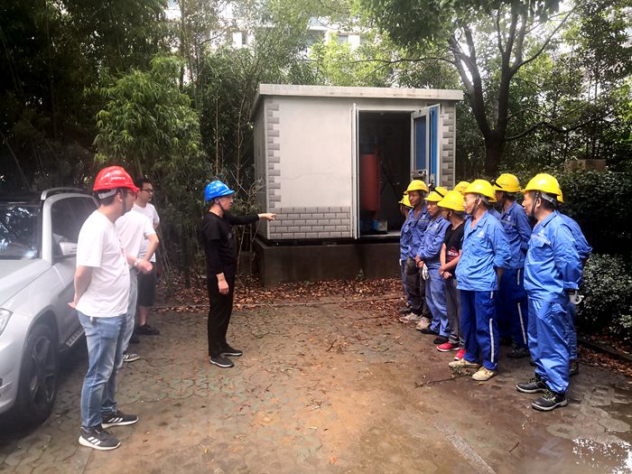 1599028494758176.jpg 图1:班前讲话_副本.jpg