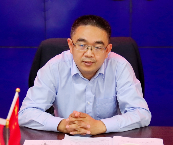 李主席讲话.JPG