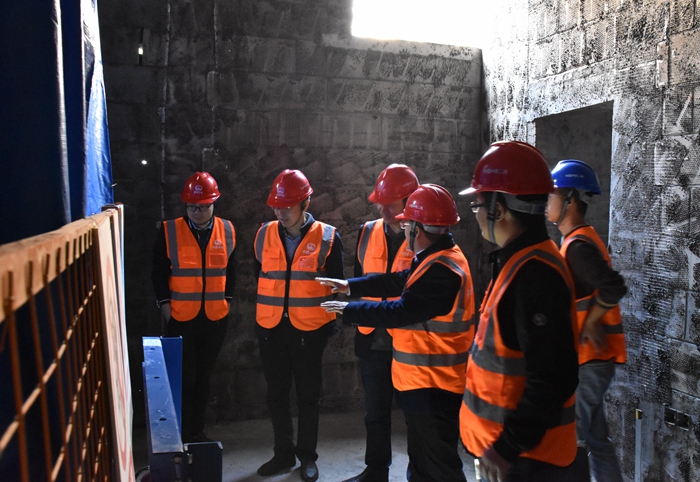 1604155420220968.jpg 图3:工地现场检查.JPG