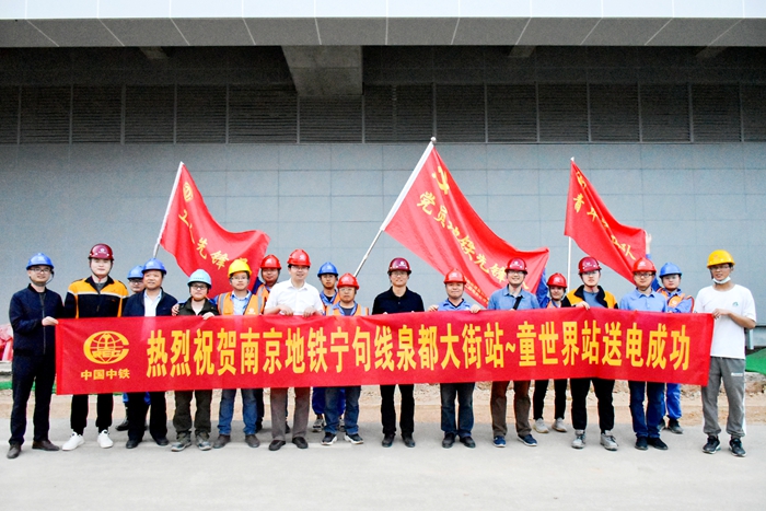 图：合影_副本.jpg