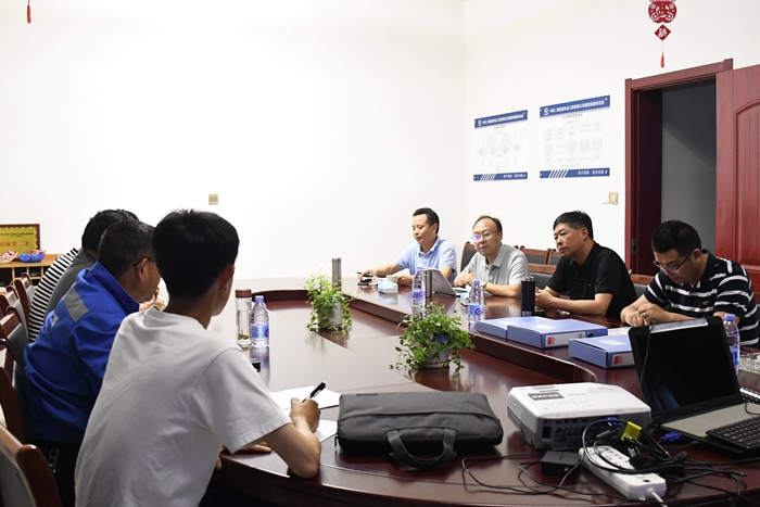 图：会议现场 - 副本.JPG