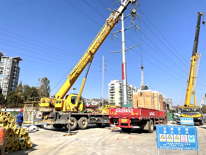 吊装现场.jpg