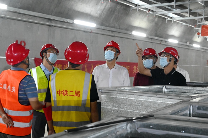 1653366127176817.jpg 图2:芳东站检查_副本.jpg